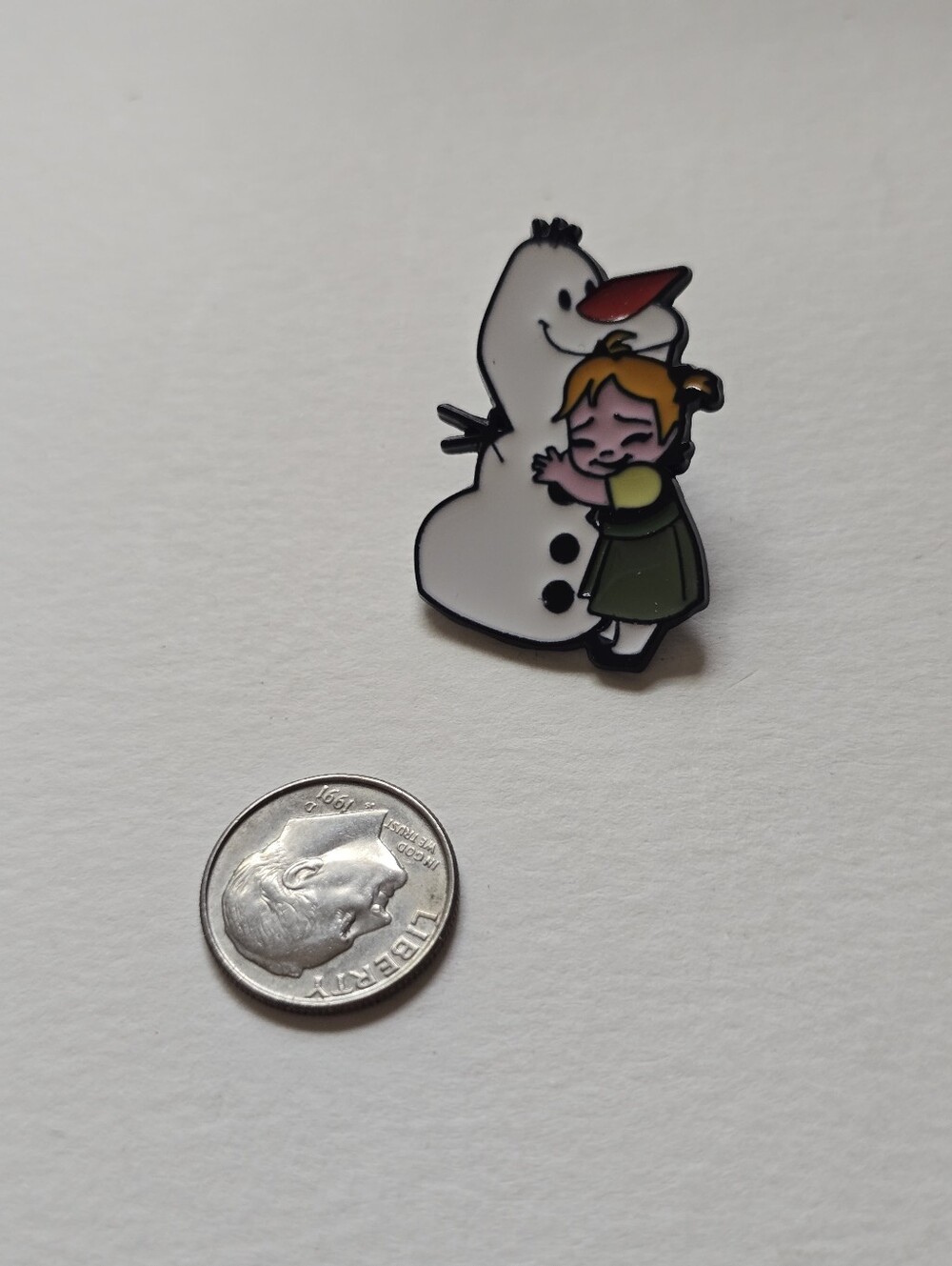 Anna & Olaf Pin - Picture 2 of 3